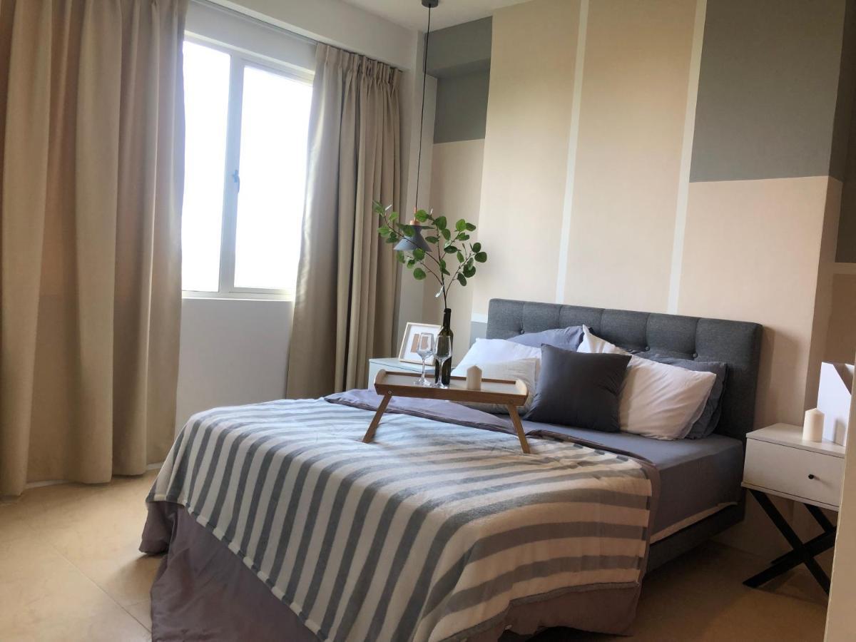Santubong Suites B Just Like Home Damai Kuching Exterior photo