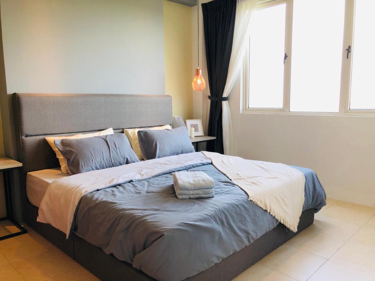 Santubong Suites B Just Like Home Damai Kuching Exterior photo